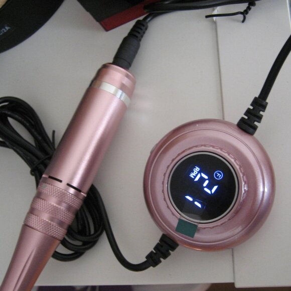 Madenia 101 Plus Compact Portable 35000 RPM USB Nail File Drill, Pink, New - Picture 7 of 11